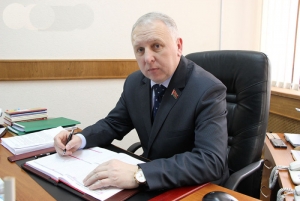 Дэпутат Ігар Мартынаў: кожнаму пытанню-дэпутацкі разгляд