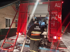 Пожар дома в городе Лепель
