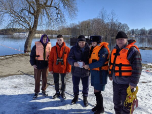 С профилактикой по водоёмам
