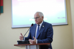 Удзел у шэсцьдзесят шостай чарговай сесіі раённага Савета дэпутатаў прыняў Юрый Дзяркач, член Савета Рэспублікі Нацыянальнага сходу Рэспублікі Беларусь
