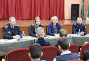 Праблемы падлеткавай злачыннасці абмеркавалі на дыялогавай пляцоўцы ў Лепелі