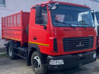 Автопарк Лепельского государственного аграрно-технического
колледжа пополнился еще одной новой
техникой