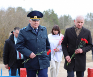 Мітынг-рэквіем "Cвечка памяці " прайшоў у вёсцы Cлабодка