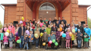 У Лепелі з'явілася алея сямейны дрэў