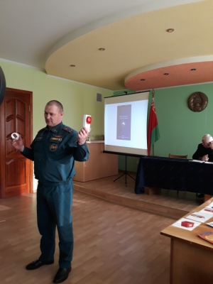 Начальник Лепельского РОЧС Ловец Валентин Эдуардович провёл профилактическую беседу по пожарной безопасности