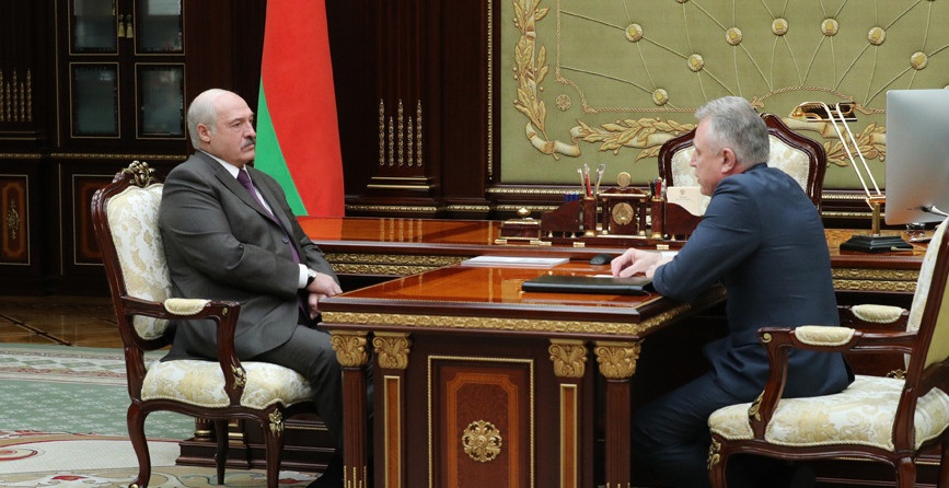 Лукашенко поблагодарил ФПБ за активное участие в парламентской избирательной кампании