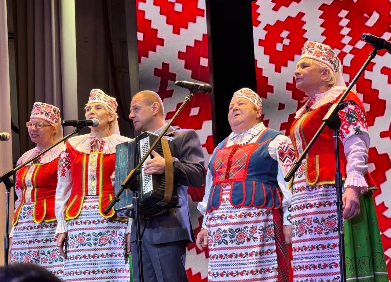 В Лепеле в 20-ый раз зажглась «Зорка надзеі»!