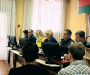 Сёння ў Лепельскім раённым выканаўчым камітэце прайшло чарговае сумеснае пасяджэнне камісіі па справах непаўналетніх Лепельскага райвыканкама і Каардынацыйнага савета па рэалізацыі Дэкрэта №18