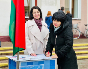 Збор подпісаў ініцыятыўнымі групамі ў падтрымку вылучэння кандыдатаў у Прэзідэнты Рэспублікі Беларусь працягваецца ў Лепельскім раёне