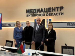 Сёння ў Віцебску праходзіць першы этап выязнога міжабласнога семінара для членаў Віцебскага абласнога савета працоўнай моладзі і членаў Маладзёжнага савета (парламента) пры Нацыянальным сходзе Рэспублікі Беларусь ад Віцебскай вобласці "Беларусь і мы"