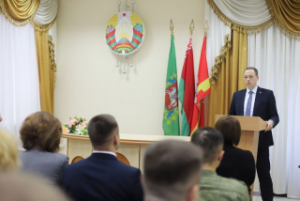 У Бароўскім сельскім выканаўчым камітэце прайшла сустрэча членаў інфармацыйна-прапагандысцкай групы на чале са старшынёй райвыканкама Міхаілам Кісялевічам